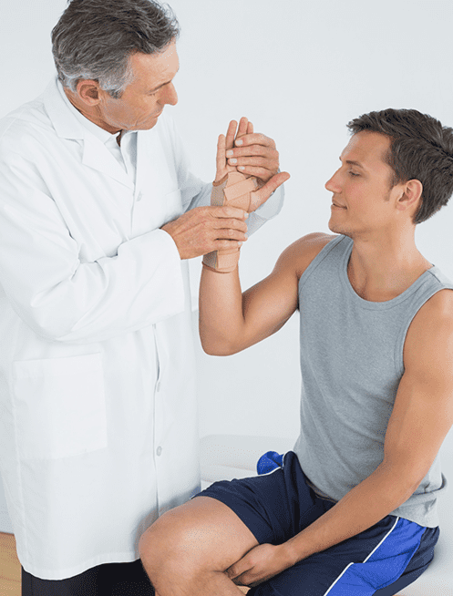 medico-experto-en-artrosis.png